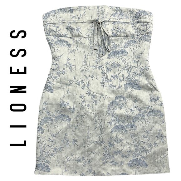 EUC Lioness Blue and White Strapless Mini Dress Size Medium - Picture 6 of 16